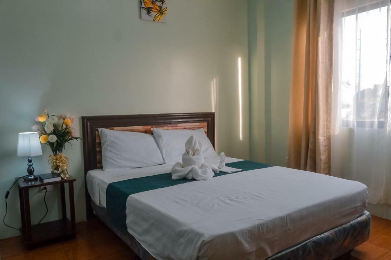 Adams View Hotel Moalboal Εξωτερικό φωτογραφία